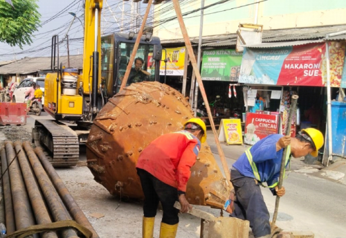 Pemasangan Pipa HDPE Dia. 710 mm, 900 mm dan 1200 mm Metode Horizontal Directional Drilling (HDD) Pada Proyek Pembangunan Jaringan IPAL Palembang